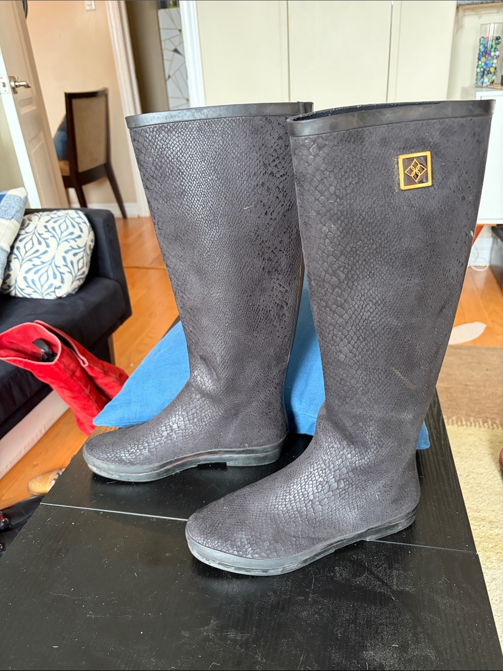 Women's Black Textured Knee-High Rain Boots